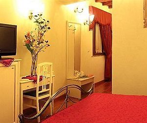 Best Suites Trevi